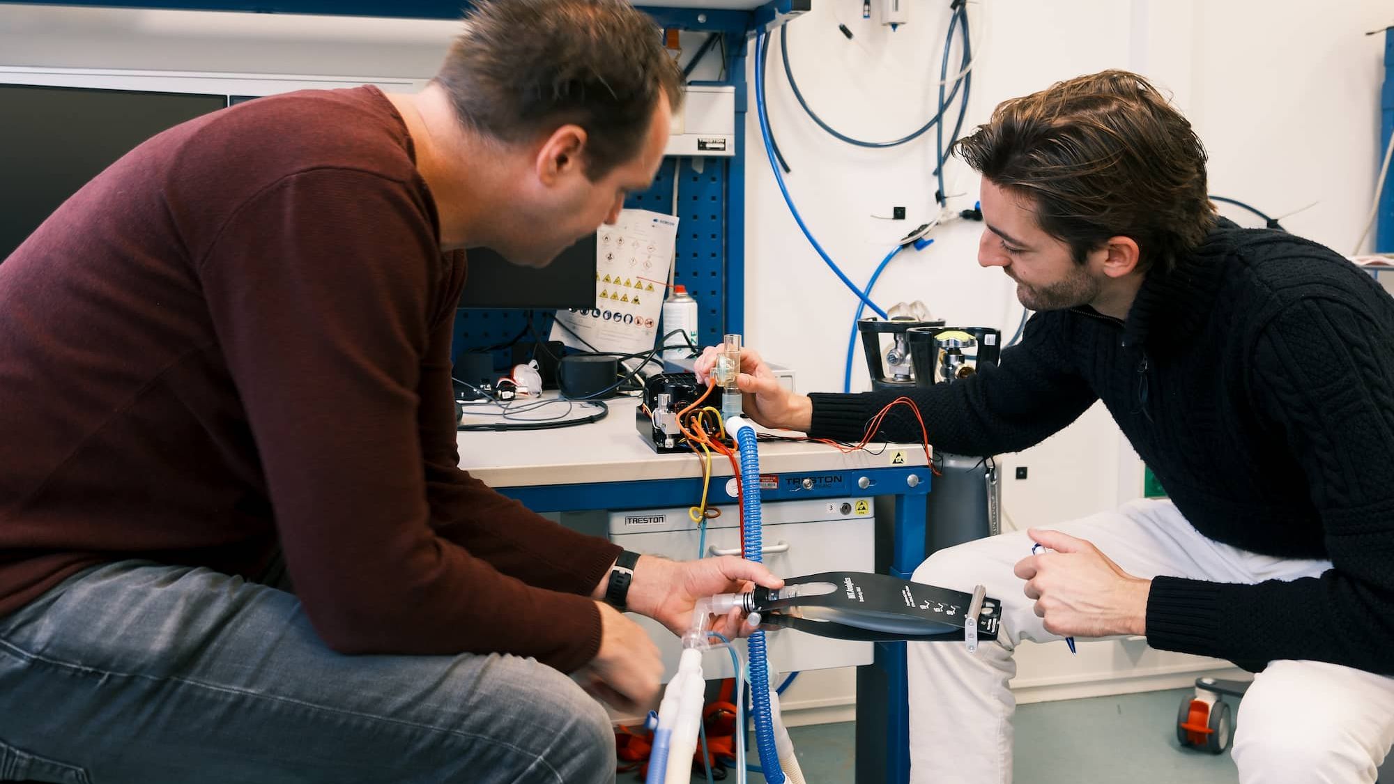 demcon-macawi-showcases